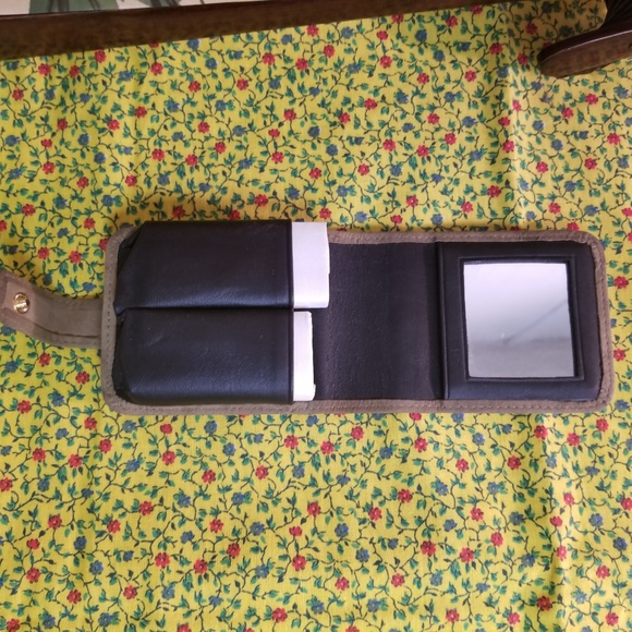 GIFTED Leather Double Lipstick Case w/Mirror - Picture 5 of 5